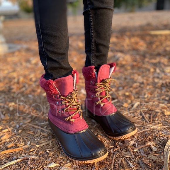 Wine lace up winter duck boots✨ - Picture 3 of 6